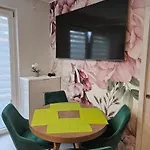 Wyjatkowy Kalinowa Z Ogrodkiem Parking Apartman Kosakowo