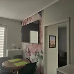 Apartman Wyjatkowy Kalinowa Z Ogrodkiem Parking Kosakowo