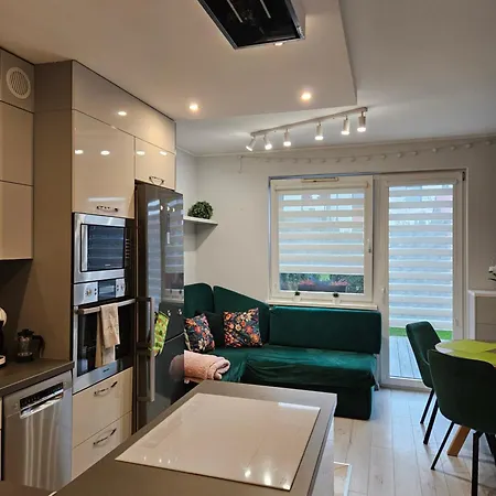 Wyjatkowy Kalinowa Z Ogrodkiem Parking