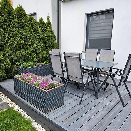 Wyjatkowy Kalinowa Z Ogrodkiem Parking